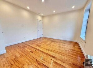 BERGEN STREET in Brooklyn, NY - Building Photo - Building Photo