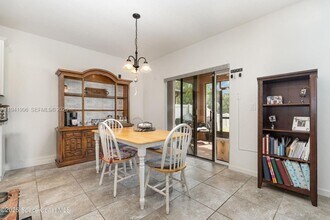 904 Old Country Rd S E in Palm Bay, FL - Building Photo - Building Photo