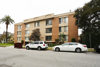 Cedar Park Apartments in Glendale, CA - Building Photo - Building Photo