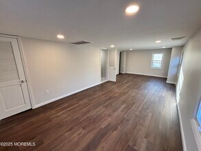 101 Navesink Ave in Atlantic Highlands, NJ - Building Photo - Building Photo