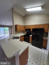 218 Fernwood Pl in Warrenton, VA - Building Photo - Building Photo