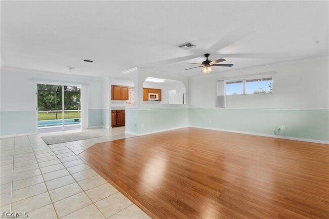 property at 312 Grovewood Ave S