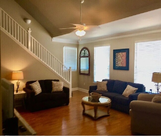 900 Dean Lee Dr, Unit 1101 in Baton Rouge, LA - Building Photo - Building Photo