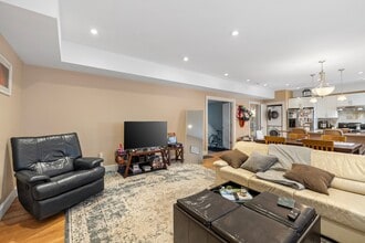 201 Norfolk St, Unit apt 1 in Cambridge, MA - Building Photo - Building Photo