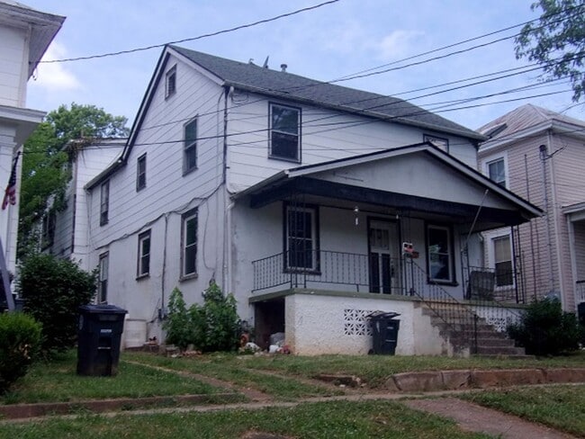property at 707 Mansfield Ave
