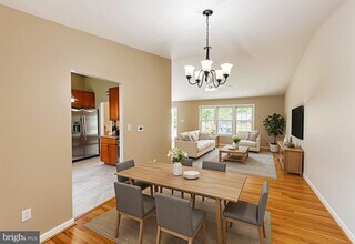 13208 Hathaway Dr in Silver Spring, MD - Building Photo - Building Photo