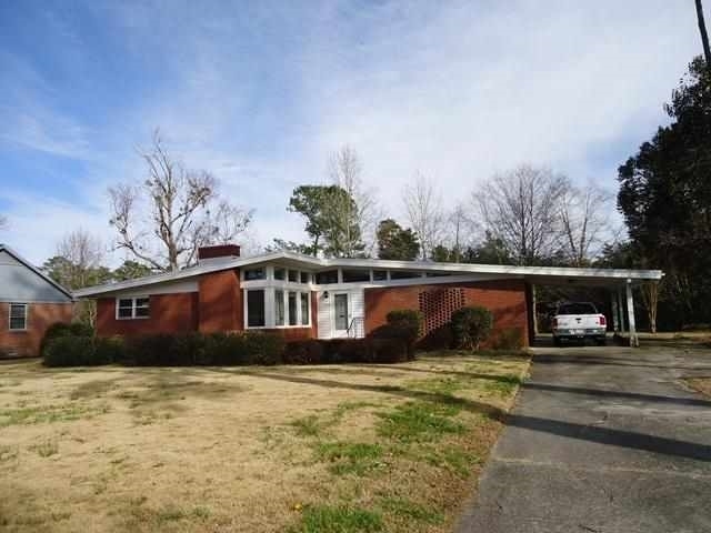 900 Vernon Dr in Jacksonville, NC - Building Photo