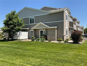 6585 Olive Ln N in Maple Grove, MN - Building Photo - Building Photo