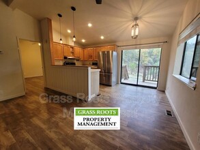 15765 Harley Ct in Grass Valley, CA - Building Photo - Building Photo