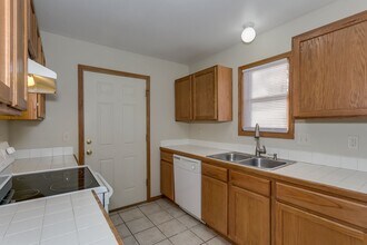 535 S McComas St in Wichita, KS - Building Photo - Building Photo
