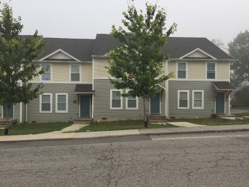 435 Harding Ave in Blacksburg, VA - Building Photo