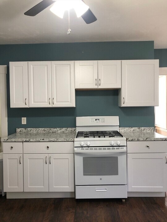60 Orange St in Waltham, MA - Building Photo