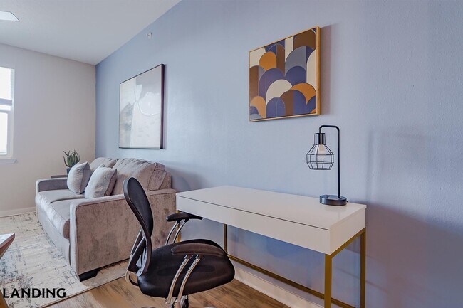 2331 Commerce Park Dr NE, Unit 5304 in Palm Bay, FL - Building Photo - Building Photo