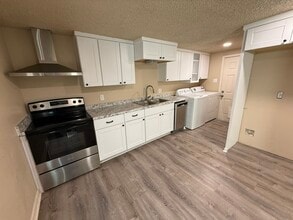 760 Wayne Ave in Van Alstyne, TX - Building Photo - Building Photo