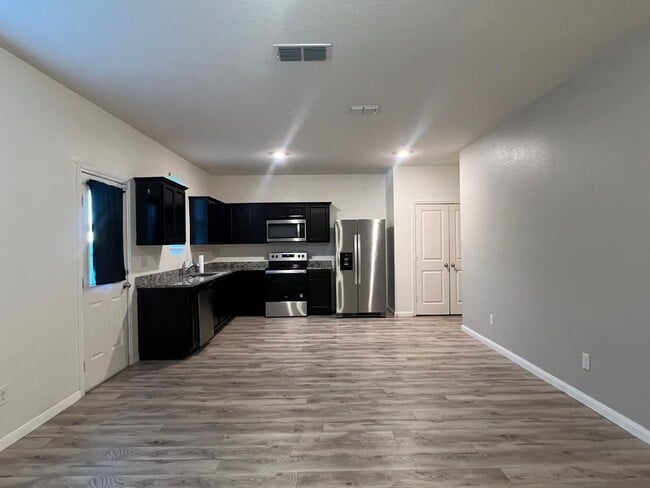 5410 Rue Girard in Converse, TX - Building Photo - Building Photo