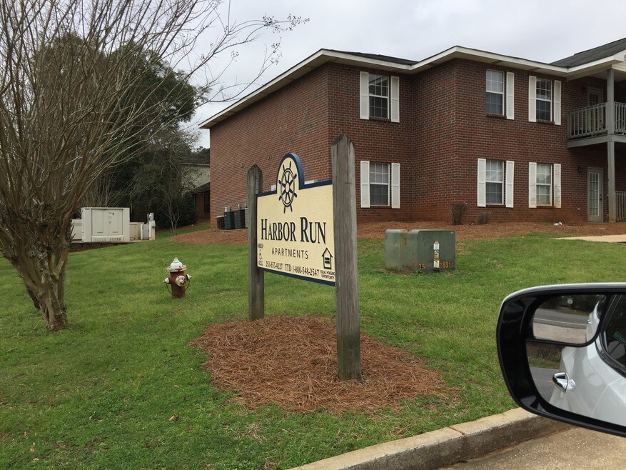Green Meadows Apartments Theodore, AL Apartments For Rent