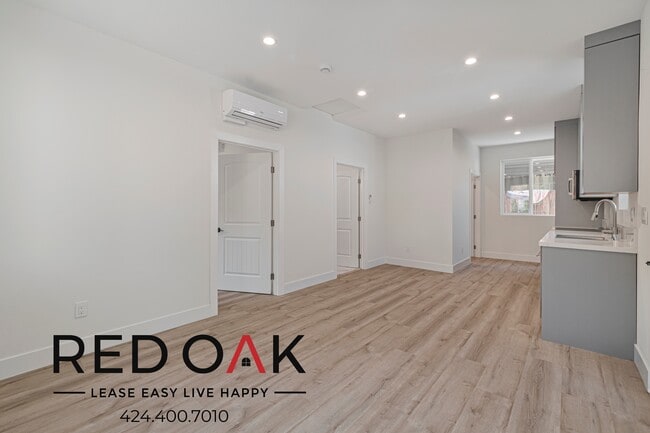 property at 4592 Riverton Ave