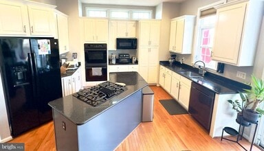 43220 Becontree Terrace in Broadlands, VA - Building Photo - Building Photo