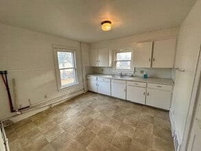1510 S Linden Ave in Alliance, OH - Building Photo - Building Photo