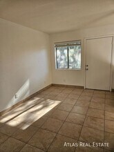 111 N Phyllis in Mesa, AZ - Building Photo - Building Photo