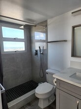215 N King St, Unit 2101 in Honolulu, HI - Foto de edificio - Building Photo