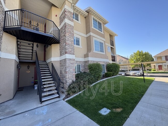property at 1212 W 50 N