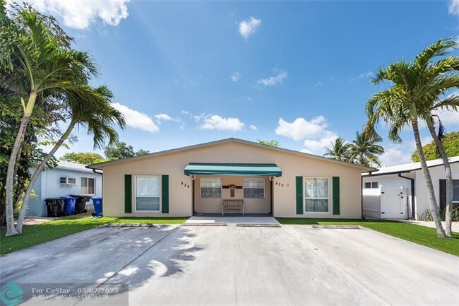 property at 930 Mandarin Isle
