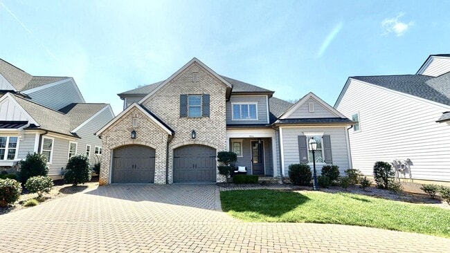 property at 1016 N Sharon Amity Rd