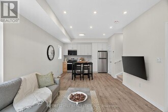 8 Boylen St in Toronto, ON - Building Photo - Building Photo