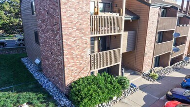 12360 W Nevada Pl in Lakewood, CO - Building Photo - Building Photo