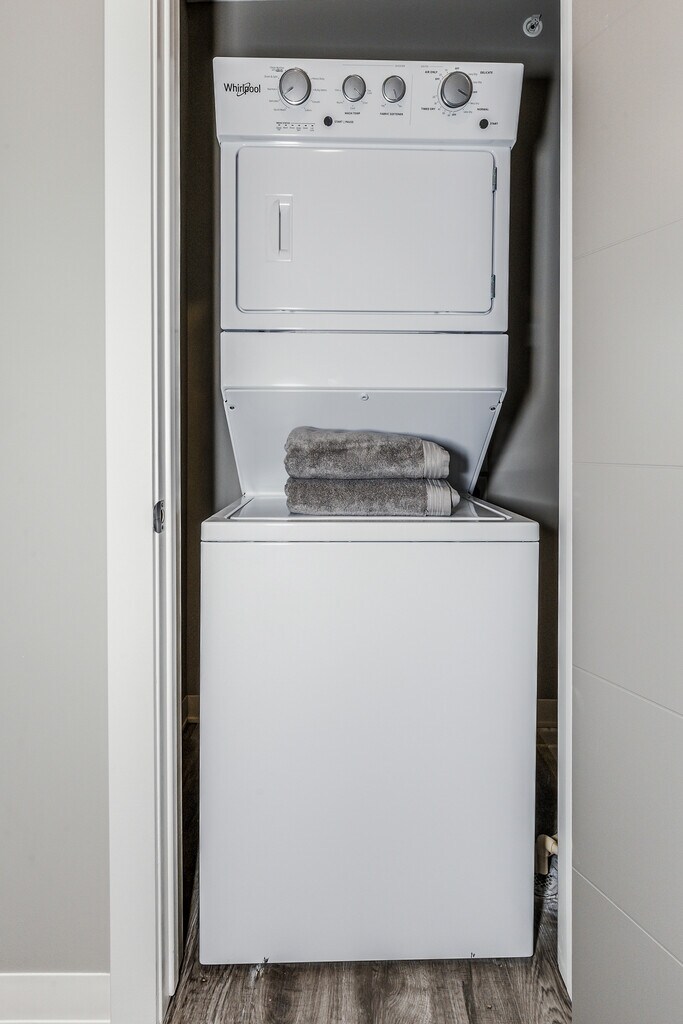 Seventeenth Apartments in Wichita, KS