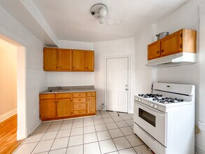 5000 N Sawyer Ave in Chicago, IL - Building Photo - Building Photo