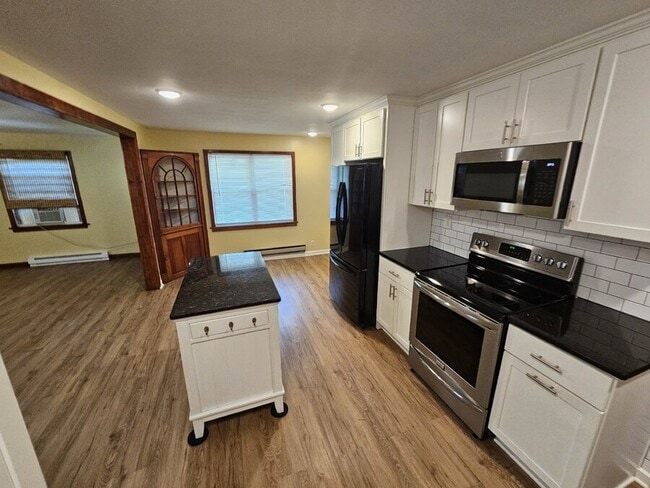 7759 W Ridge Rd in Elyria, OH - Building Photo - Building Photo