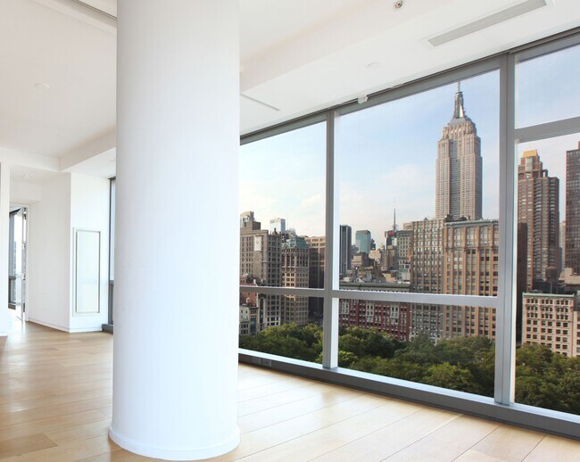 23 E 22nd St in New York, NY - Foto de edificio - Building Photo