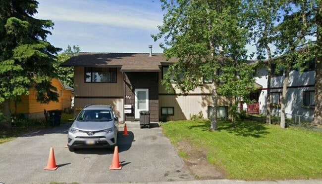 524 N Klevin St in Anchorage, AK - Building Photo - Building Photo
