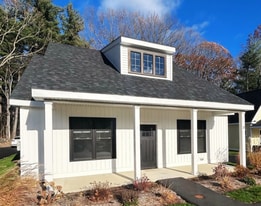 2 Cottage Ln in Lancaster, MA - Building Photo