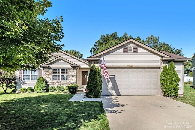 property at 4267 Knollcrest Dr