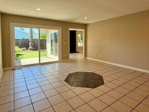 396 Nature Dr in San Jose, CA - Building Photo - Building Photo