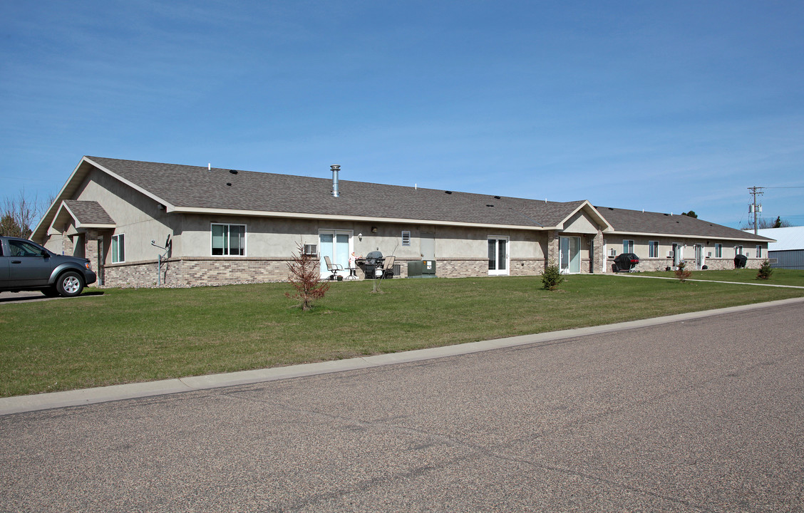 300 Douglas Dr in Eden Valley, MN - Building Photo