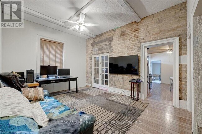 416 Simcoe St in London, ON - Building Photo - Building Photo