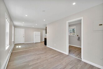 2 North St in Haverhill, MA - Foto de edificio - Building Photo