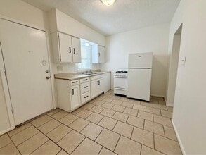 614 Sunset Dr in Wichita Falls, TX - Building Photo - Building Photo