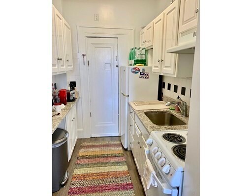 93 Beacon St in Boston, MA - Foto de edificio