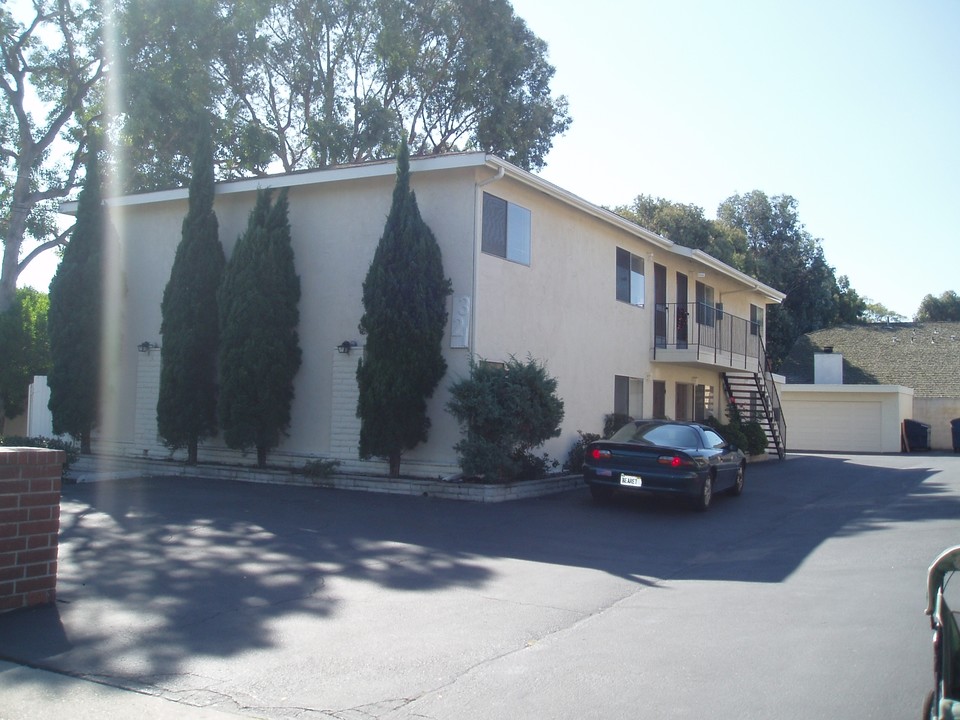 1836 Gramercy Ave in Anaheim, CA - Building Photo