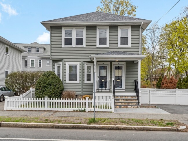 property at 77 Lake St