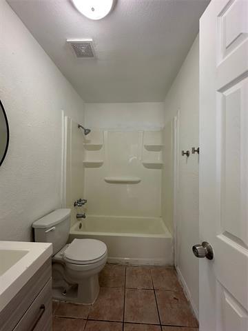 3848 Waldorf St in Fort Worth, TX - Building Photo - Building Photo