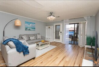 17751 Panama City Beach Pkwy in Panama City Beach, FL - Building Photo - Building Photo