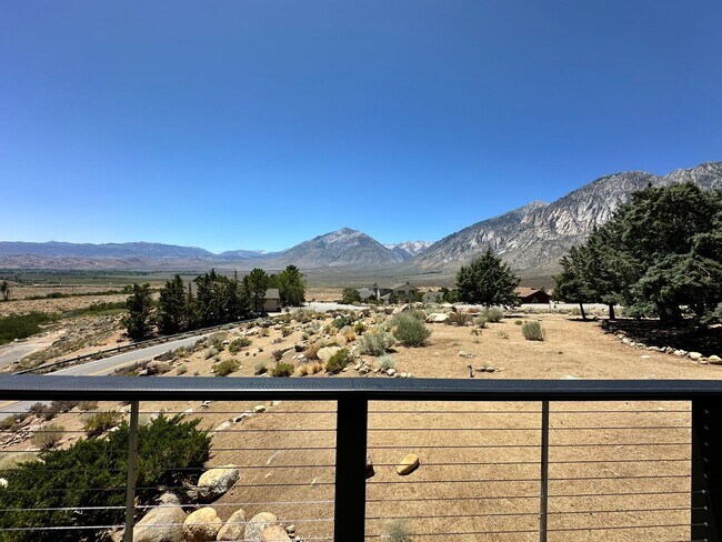 129 Paradise Point in Bishop, CA - Building Photo - Building Photo