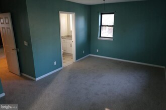 14 Paladin Dr in Wilmington, DE - Building Photo - Building Photo