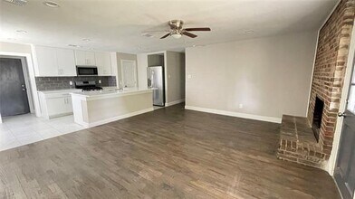 2721 Cibola Dr in Irving, TX - Building Photo - Building Photo